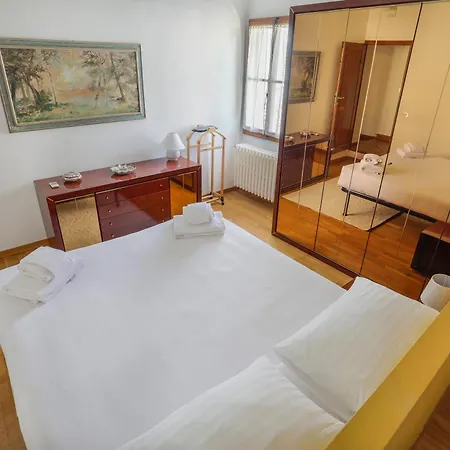 Bright Last-floor With Terrace