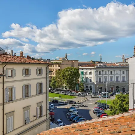 Bright Last-floor With Terrace Διαμέρισμα *