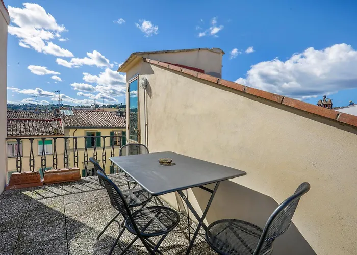 Bright Last-floor With Terrace Апартаменты *