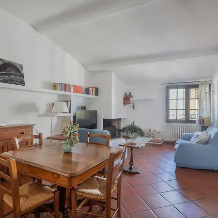 Bright Last-floor With Terrace Appartement Florence